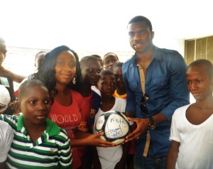 Joseph Yobo Visits FLA